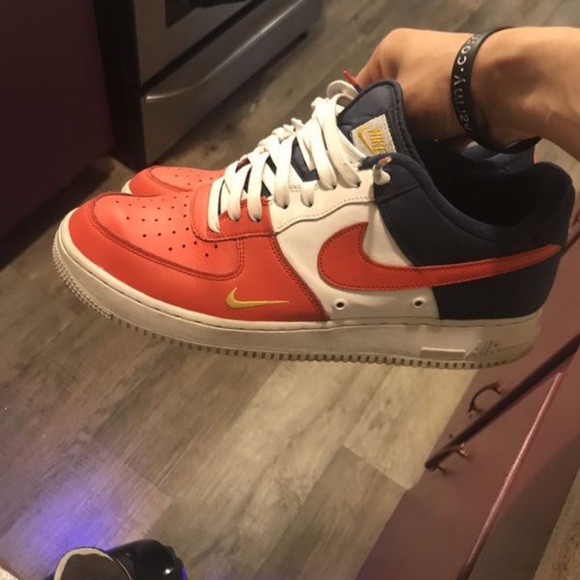 Nike Shoes - Air Force ones low